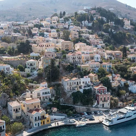 Galini & Serena Apartments בית נופש