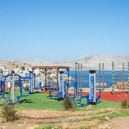 בית נופש Galini & Serena Apartments