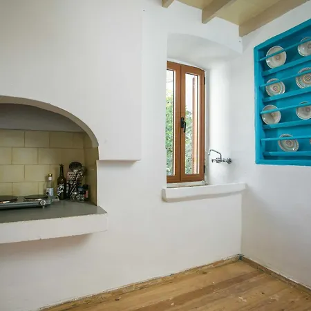 בית נופש Galini & Serena Apartments