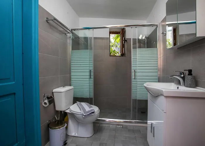 Galini & Serena Σύμη