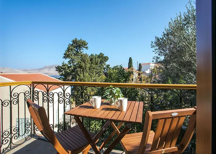 펜션 Galini & Serena 시미